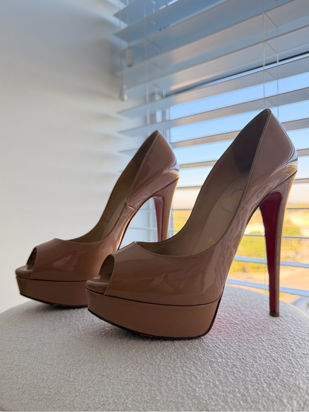 Christian Louboutin Beige Patent Leather Lady Peep, Peep Toe Platform Pumps
